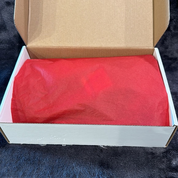 Bon Jovi box of goodies!  New! - Picture 14 of 15